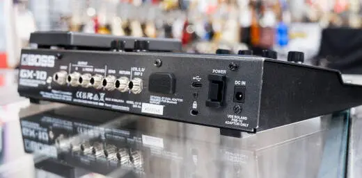 BOSS - GX-10 Guitar Effects Processor 2